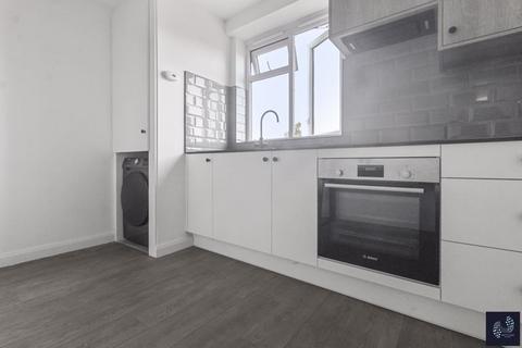 2 bedroom flat to rent, 2 bedroom flat - Seven Sisters Road N15 4HE