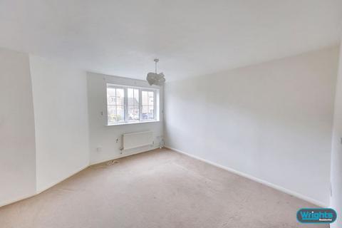 3 bedroom semi-detached house for sale, Walmesley Chase, Trowbridge