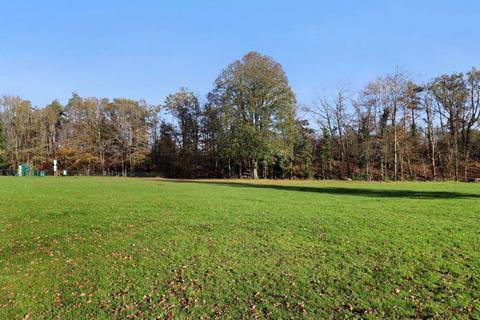 undefined, Freemantle Road, Bagshot GU19
