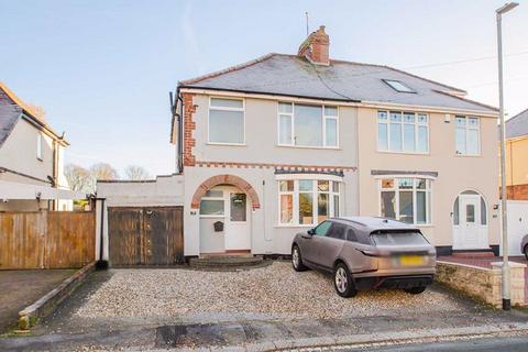 3 bedroom semi-detached house to rent, Cleeton Street, Cannock WS12