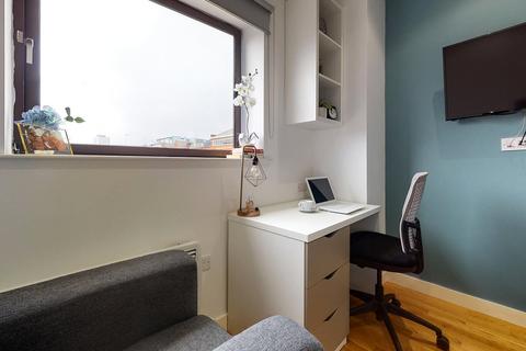 undefined, Apt 18, Q Two Residence, 25 Queen Street LS1