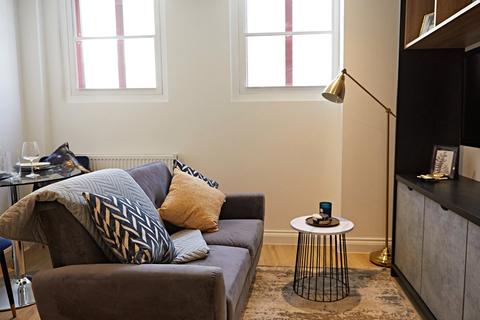 undefined, Apt 21, 113 The Headrow, The Headrow LS1