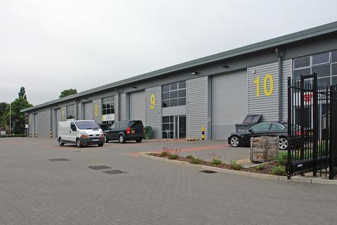Warehouse to rent, Deacon Way Reading RG30 6AQ