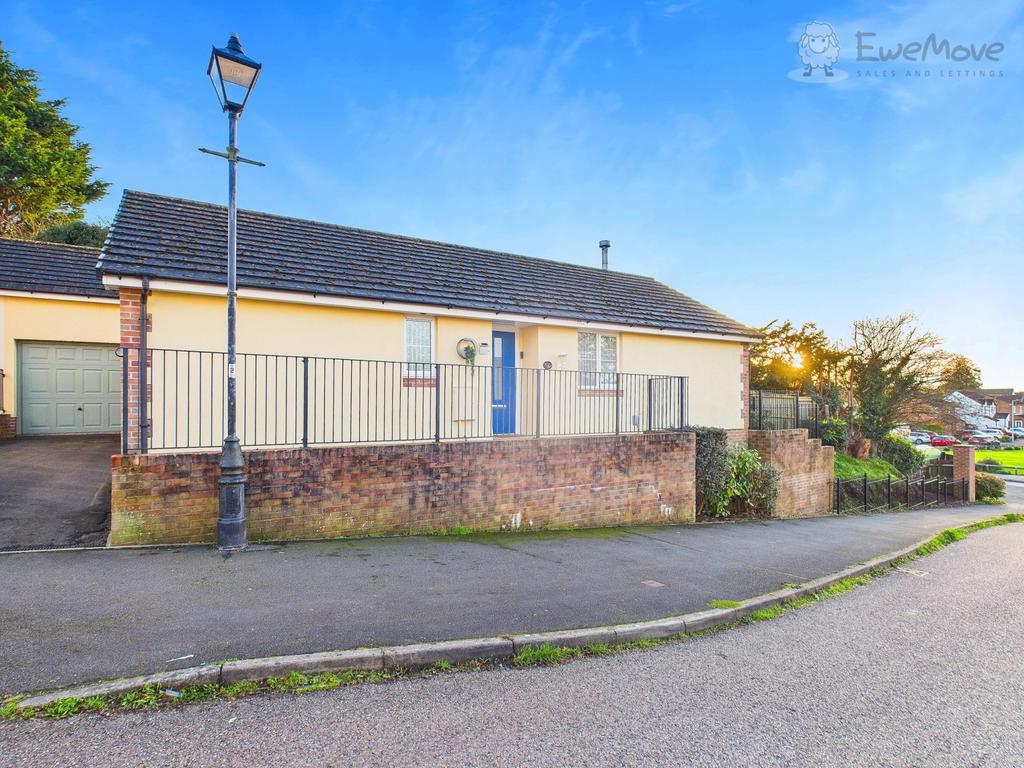 Ewemove south molton front