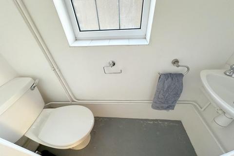 4 bedroom house to rent, Stockingstone Road, Luton, LU2 7NG