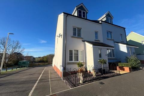 4 bedroom semi-detached house for sale, Oaktree Road, South Molton, Devon, EX36
