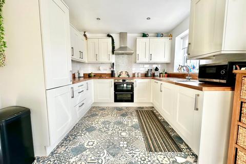4 bedroom semi-detached house for sale, Oaktree Road, South Molton, Devon, EX36