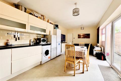 4 bedroom semi-detached house to rent, Dean Street, London, E7
