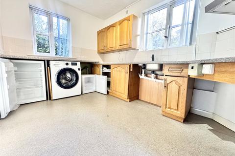 undefined, Collingwood, Farnborough, Hampshire