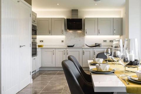 4 bedroom detached house for sale, Kempshott Hill, Kempshott, Basingstoke