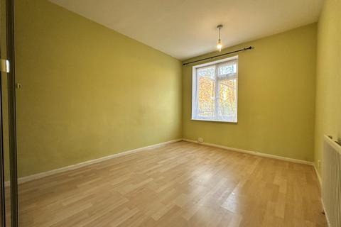 3 bedroom terraced house to rent, Woodsley Green, Leeds, West Yorkshire