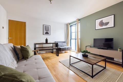 1 bedroom flat to rent, Bentley Road