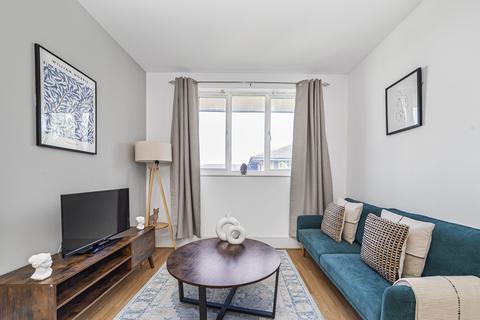 1 bedroom flat to rent, Celandine Drive