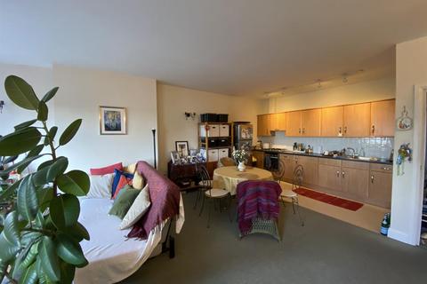 undefined, Belle Vue Mansions, Flat 5, 16 Belle Vue Terrace, Malvern, Worcestershire, WR14