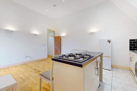 1 bedroom apartment to rent, N22