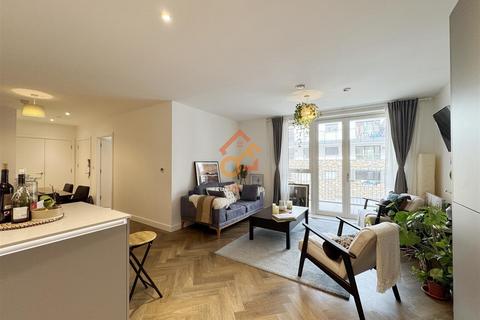 3 bedroom flat to rent, Hodge House, 90 Granville Road, London NW6
