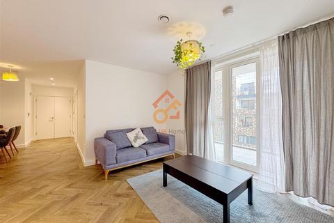 3 bedroom flat to rent, Hodge House, 90 Granville Road, London NW6