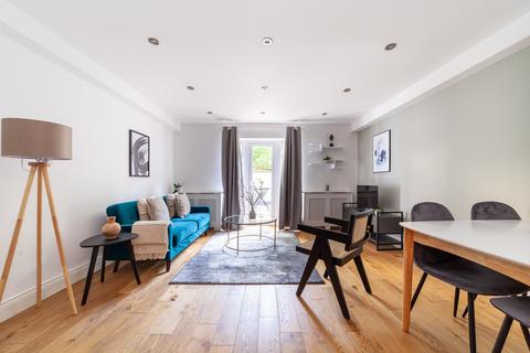 undefined, Belsize Avenue