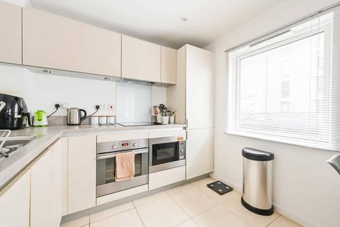 2 bedroom flat for sale, 1B Baythorne Street, London E3