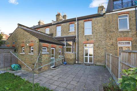 4 bedroom terraced house for sale, Ranelagh Gardens, Ilford, IG1