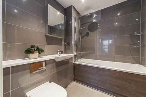 1 bedroom flat to rent, Centric Close