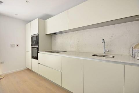 undefined, Heath Road, Twickenham TW1