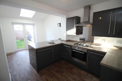 2 bedroom townhouse to rent, Salvation Mews, Swadlincote DE11