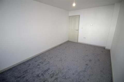 2 bedroom townhouse to rent, Salvation Mews, Swadlincote DE11