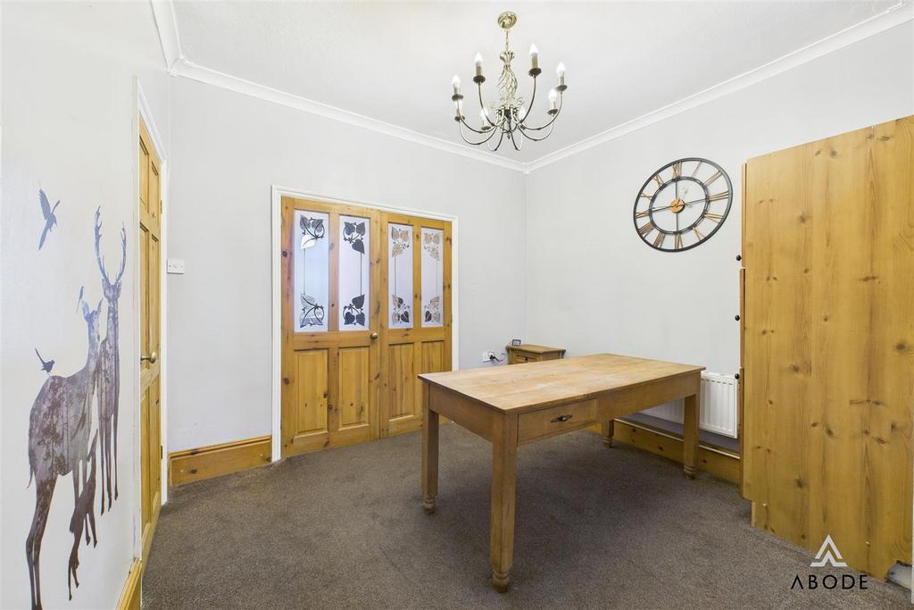 CAM03473 G0-PR0508-STILL009.jpg