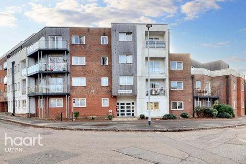 1 bedroom flat for sale, Dudley Street, Luton