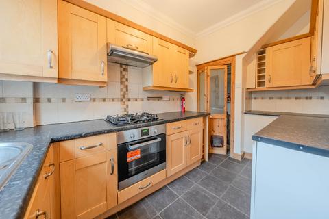 1 bedroom terraced house for sale, Ashfield Road, Stanningley, Pudsey, West Yorkshire