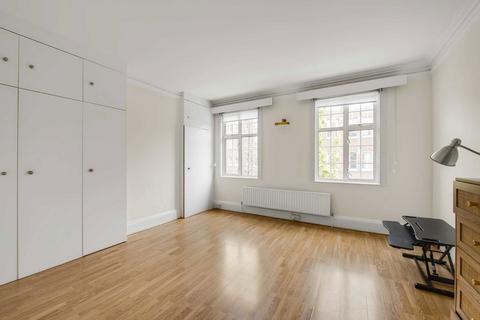 undefined, Bedford Corner, London W4