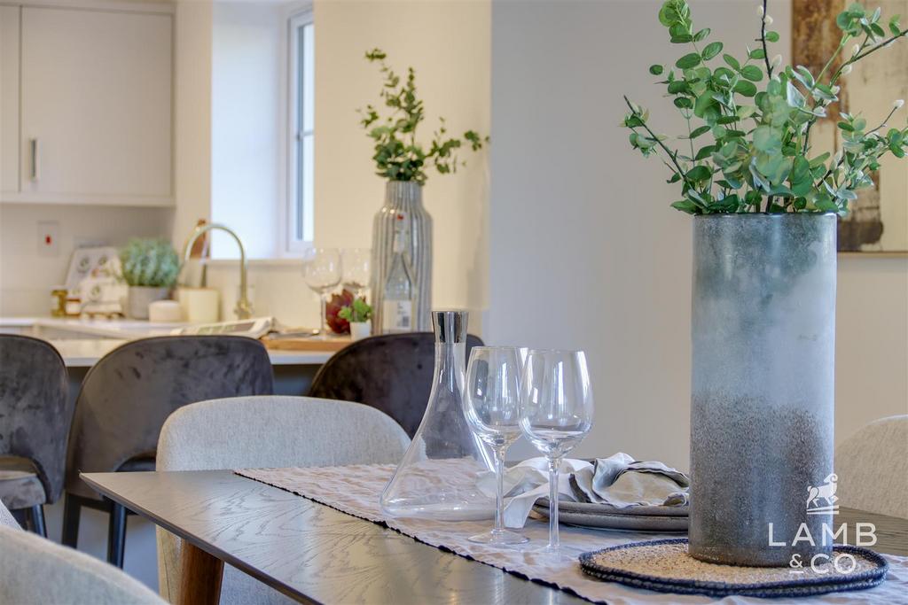 Img 0895-img 0899.jpeg