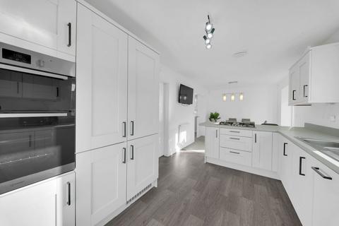 undefined, Maden Fold Close, Burnley BB12