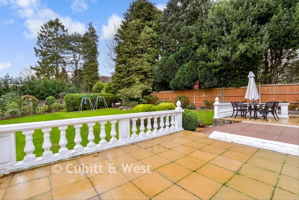Patio / Decking