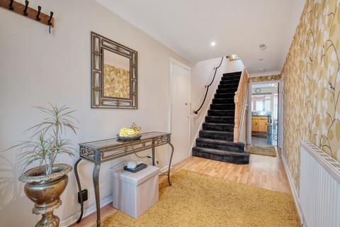 4 bedroom detached house for sale, Fowgay Drive, Solihull, B91