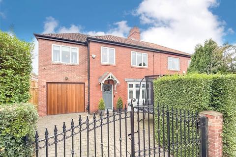 4 bedroom semi-detached house for sale, Church Road, Low Fell, NE9