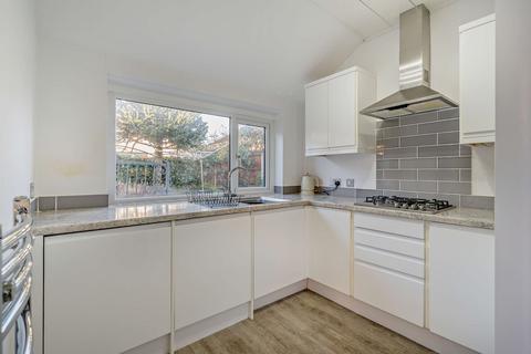 3 bedroom semi-detached house for sale, Beach Road, Fleetwood FY7