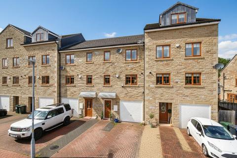 Berry Close, Shipley BD17