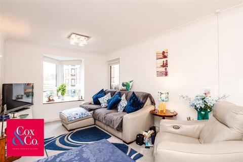 2 bedroom retirement property for sale, Saxon Court, Hove, Seafront