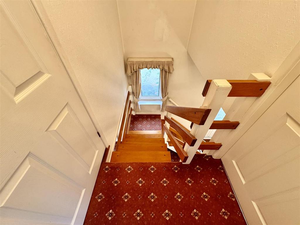 First floor landing