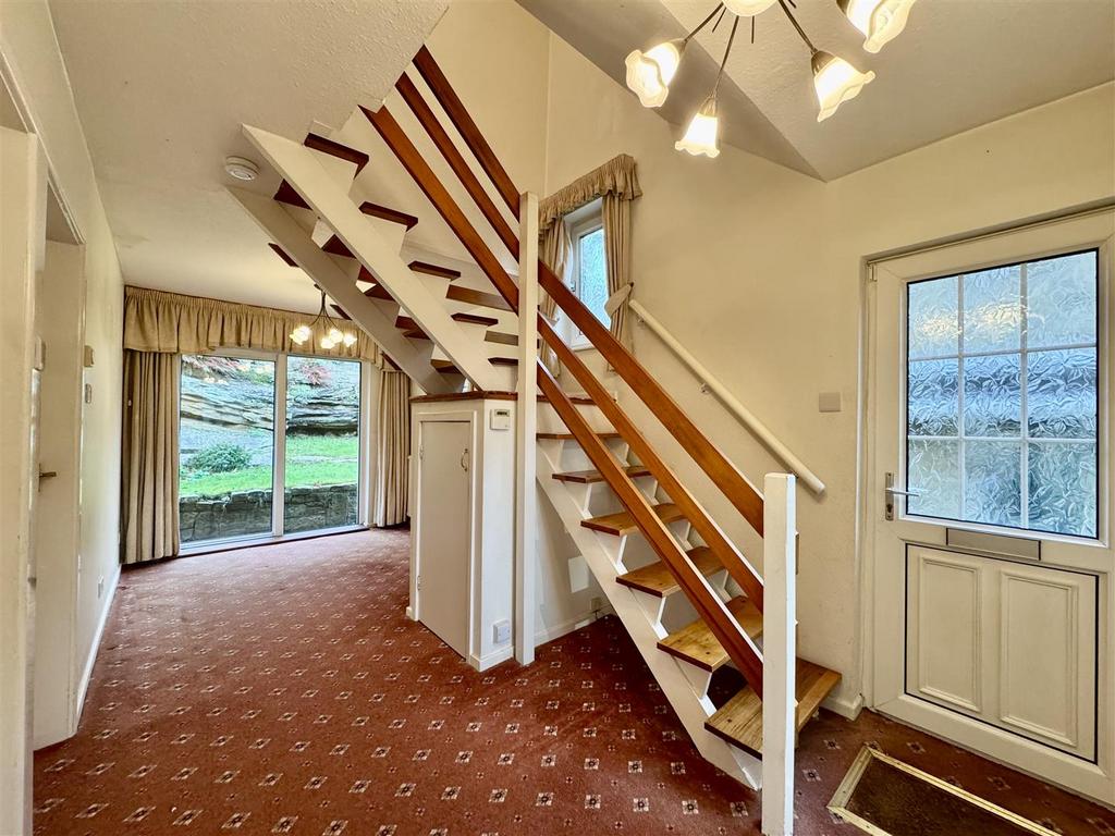 Entrance / dining hall