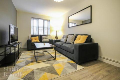6 bedroom terraced house to rent, *STUDENT HOUSE *£118PPPW EXCLUSIVE OF BILLS * Denison Court, Radford, Nottingham, NG7 3PH