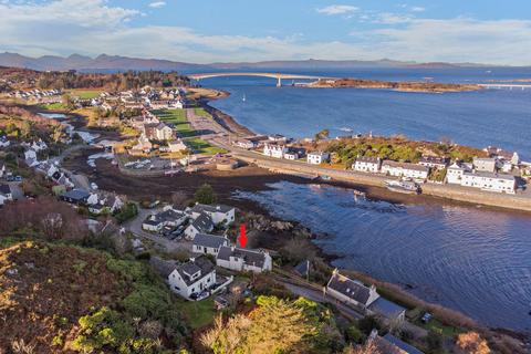 undefined, Kyleakin, Isle of Skye, Highland