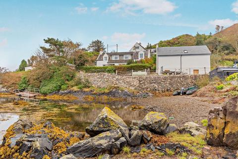undefined, Kyleakin, Isle of Skye, Highland