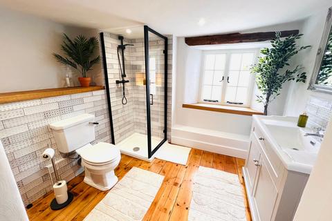 3 bedroom end of terrace house to rent, Manor Road, Woodstock, OX20