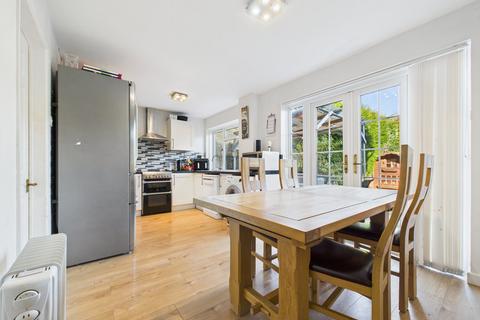 4 bedroom detached house for sale, Newbery Close, Tilehurst, Reading, RG31