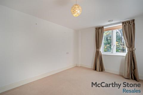 undefined, Abbotsmead Place, Caversham, Reading