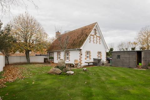 2 bedroom cottage for sale, La Rue Du Muet, St. John, Jersey