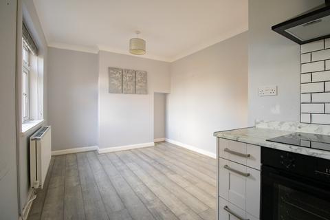 2 bedroom semi-detached house to rent, Cheney Crescent, Heacham